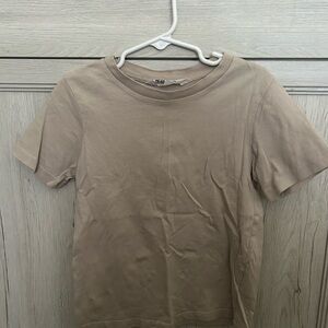 H&M Tan Short Sleeve T-Shirt